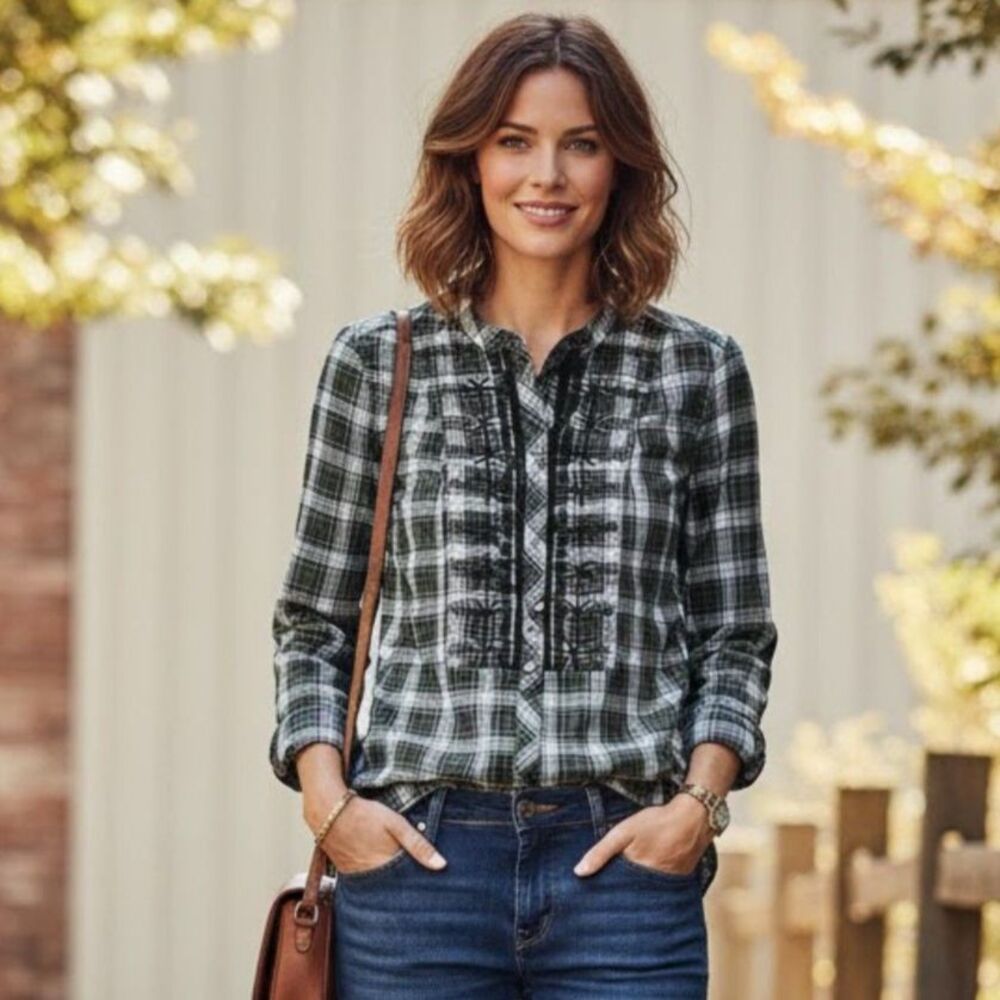 J Crew Embellished Button-Up Shirt in Forest Tartan Glen Plaid Size Small NWOT